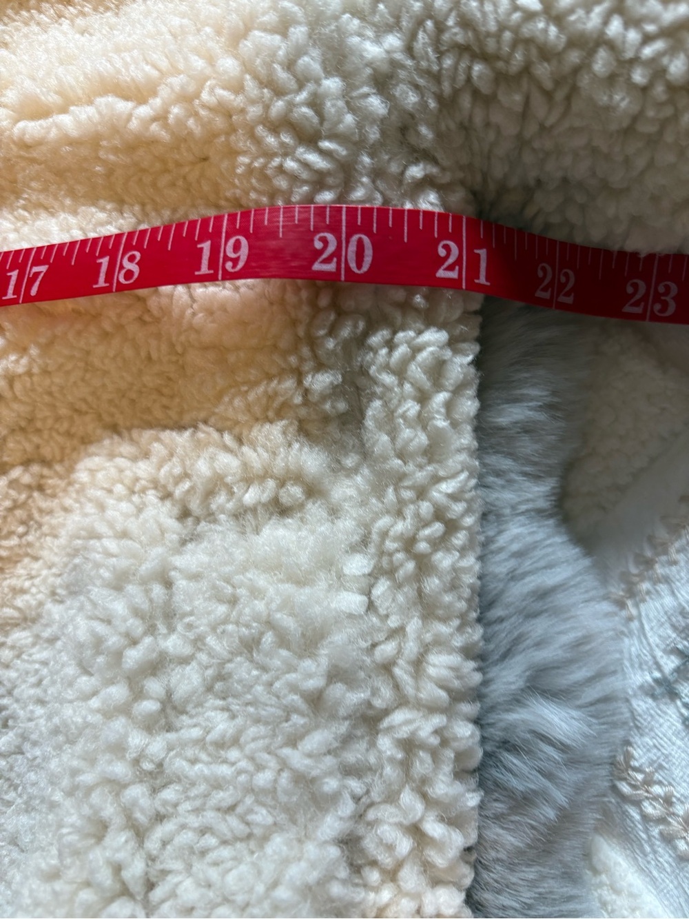 ZARA Women’s XS Cream Sherpa Button-Up Jacket - measurements in pics - Picture 9 of 14